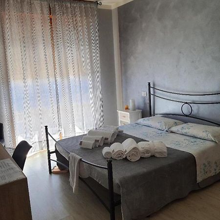La Casa Di Arturo Hotel Verona Eksteriør billede